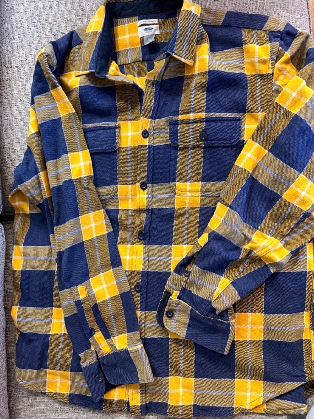 Men’s bundle old navy and Uniqlo shirts